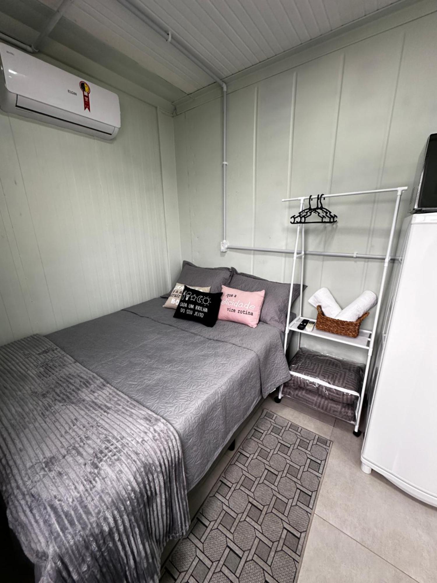 Kitnet Container Com Garagem Villa อิตาเปมา ภายนอก รูปภาพ